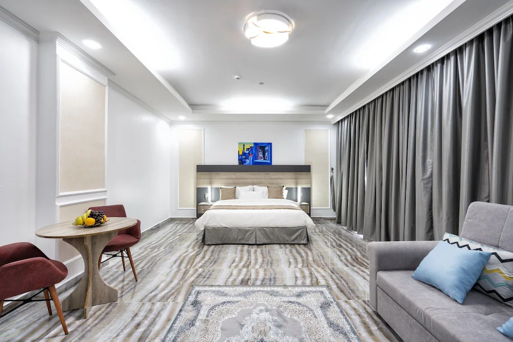 Al Amerat Hotel — 4