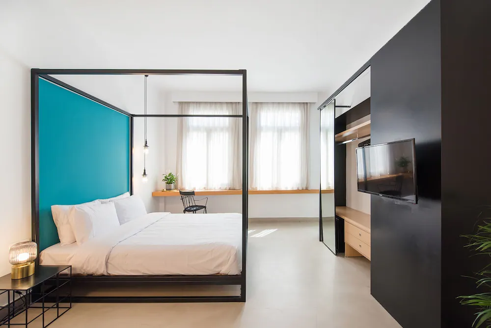 Monastiraki Suites By Livin Urbban — 4