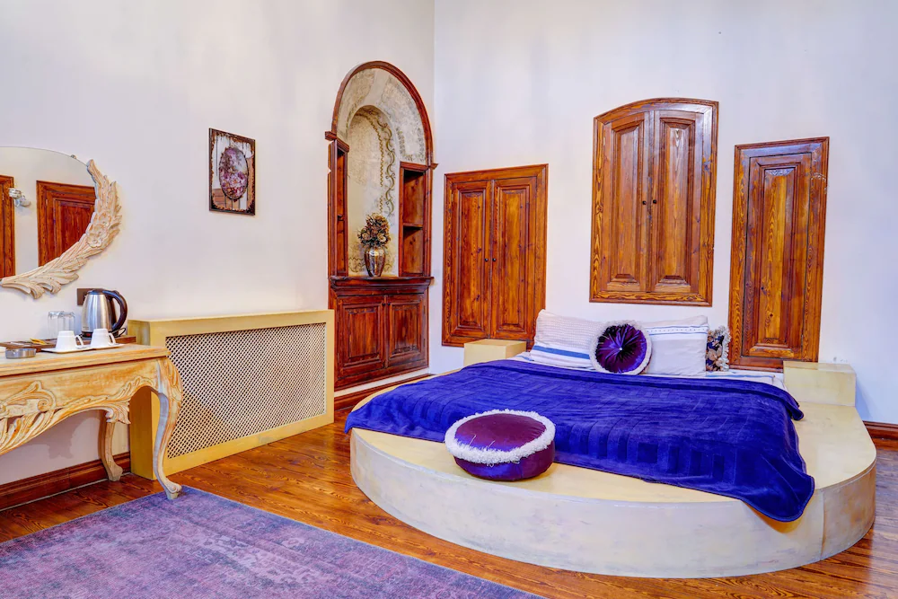 Kerem Ile Asli Hotel — 2