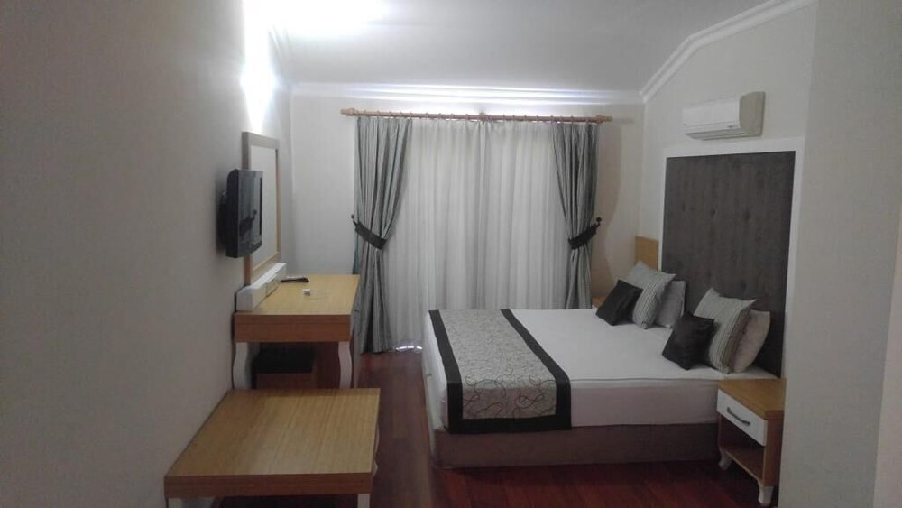 Rios Beach Hotel — 2