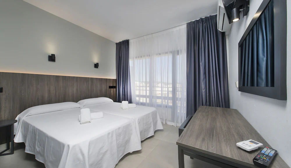 Hotel Base Ibiza — 5