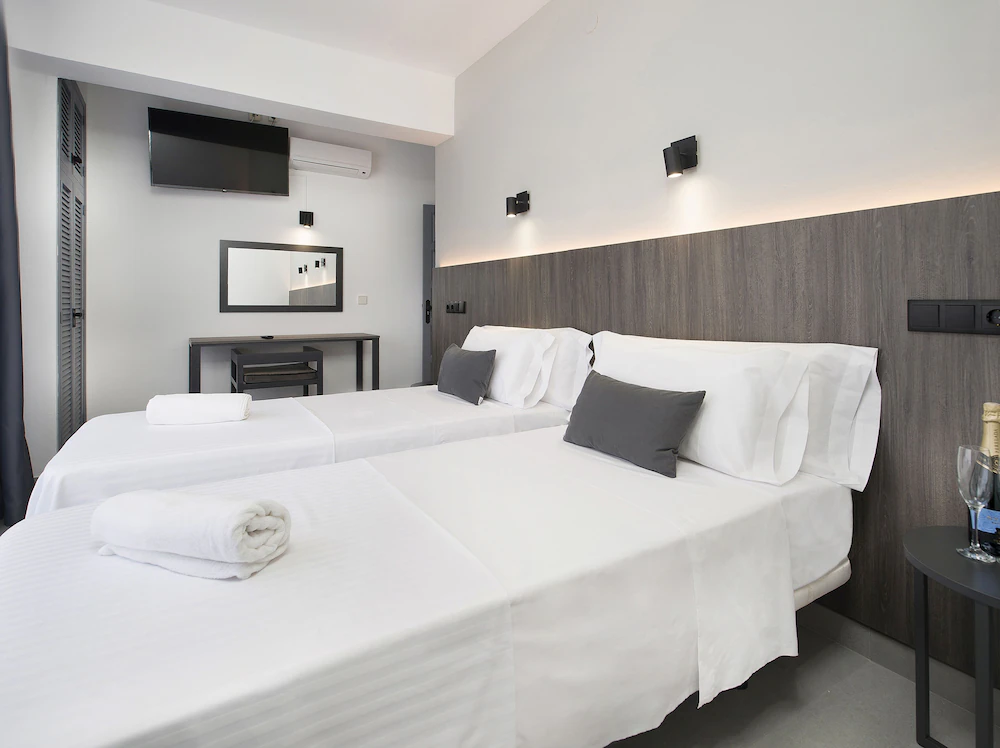 Hotel Base Ibiza — 1