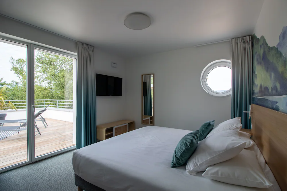 Shana Hotel & Residence — 1