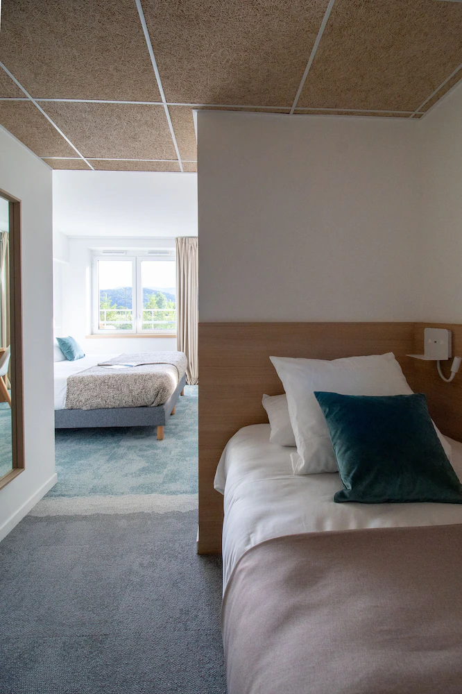 Shana Hotel & Residence — 4