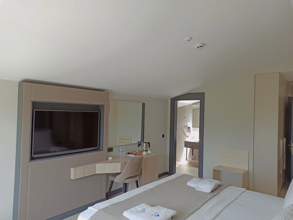 Seatown Hotel — 2