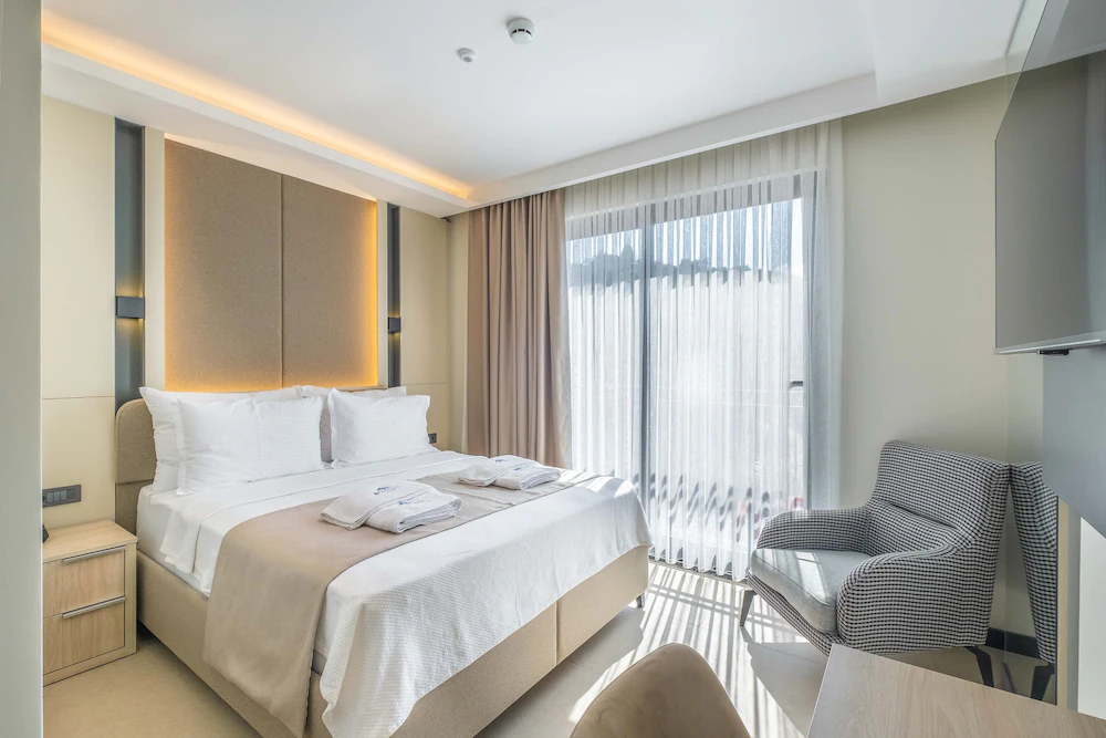 Seatown Hotel — 4