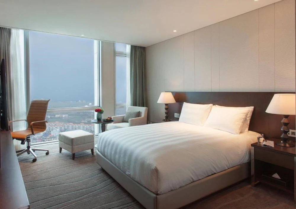 Lotte City Hotel Jeju Airport — 8
