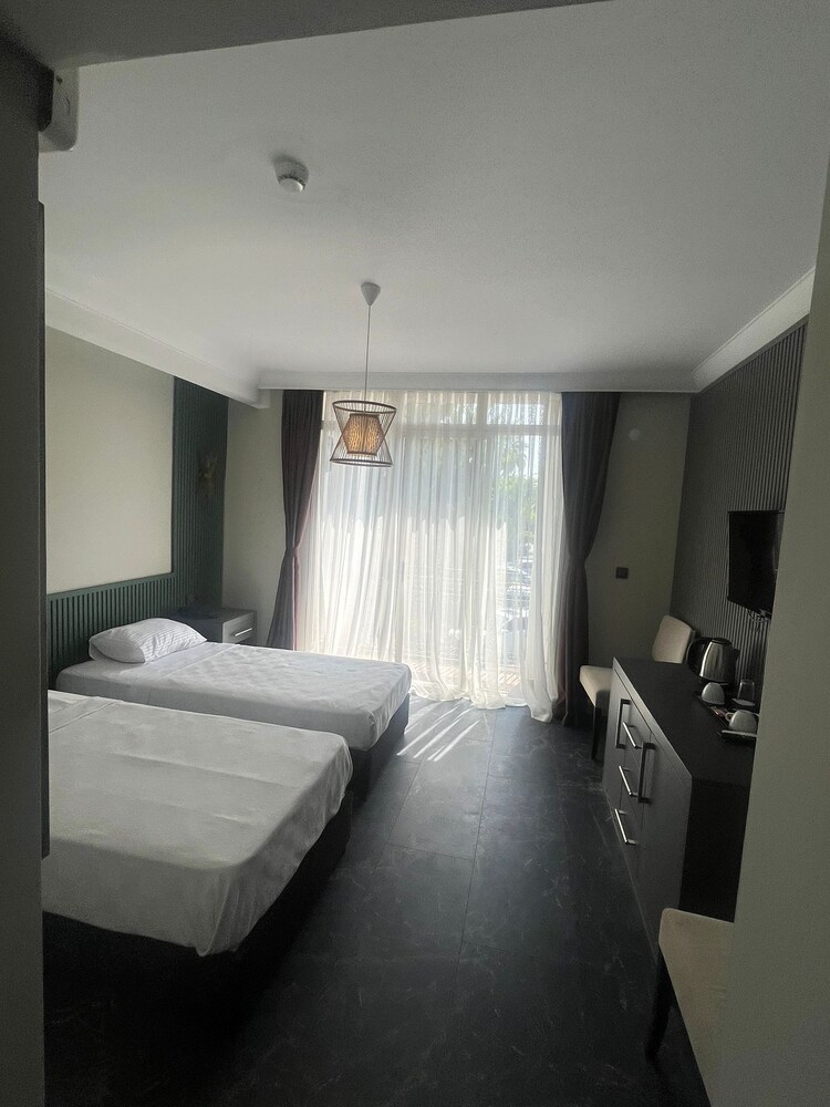 Marina Bay Hotel Yalikavak — 2