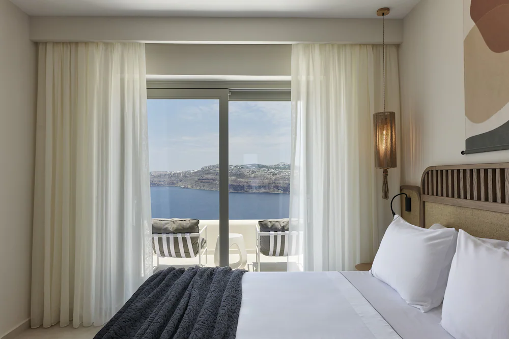 Apanemo Hotel — 7