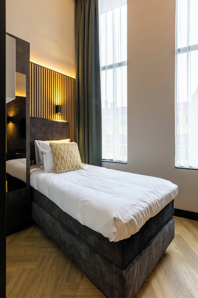 Monument Hotel — 4