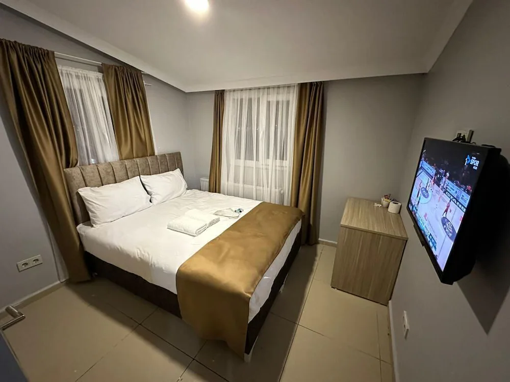 Camellia Suit Hotel — 3