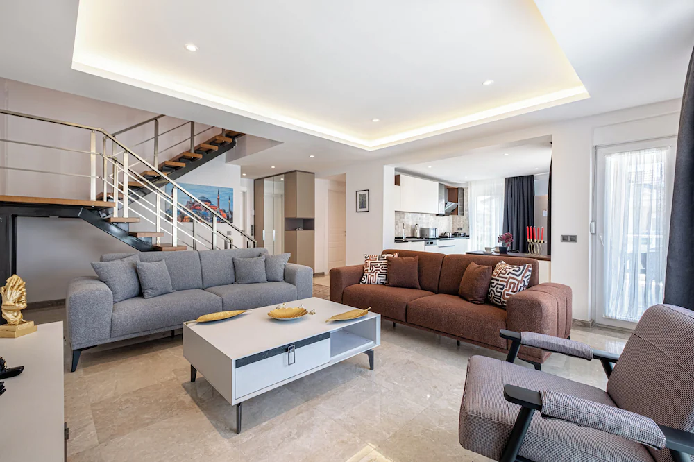 Belek Deluxe Suit — 2