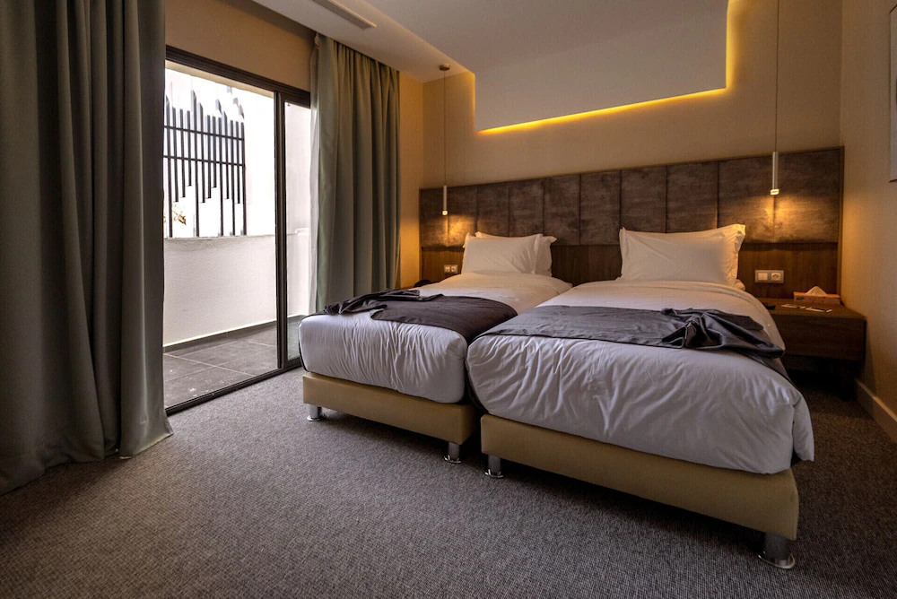 Ad Hotel Pont D'hydra — 2