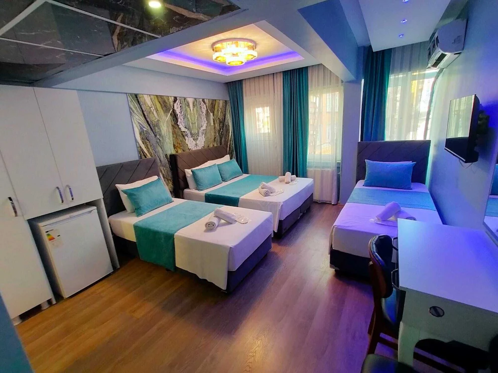Bona Sera Hotel — 3