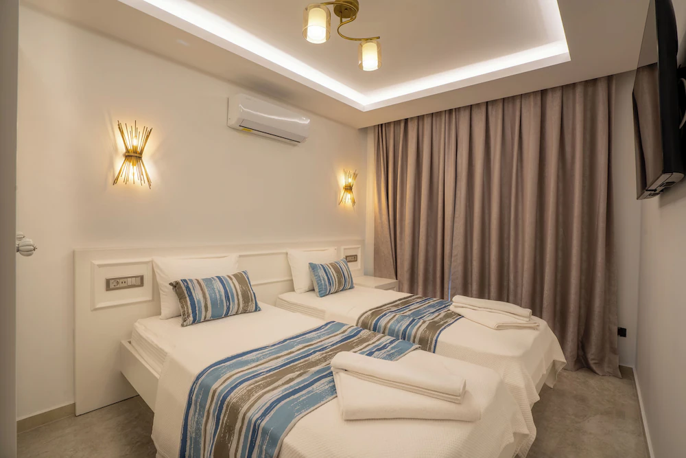 Muhtar Hotel — 2