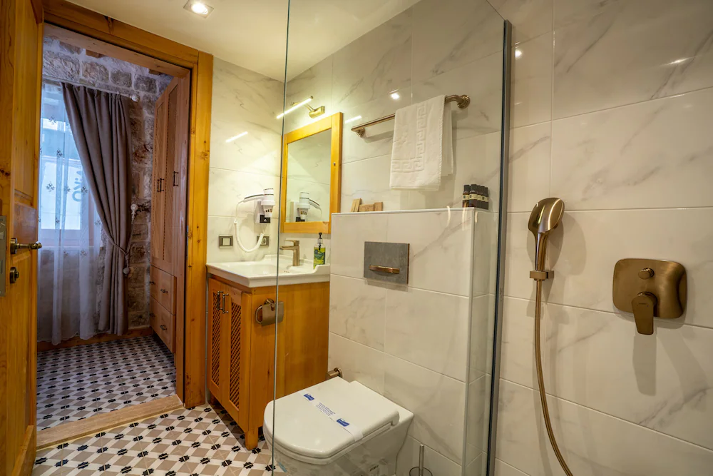 Muhtar Hotel — 6