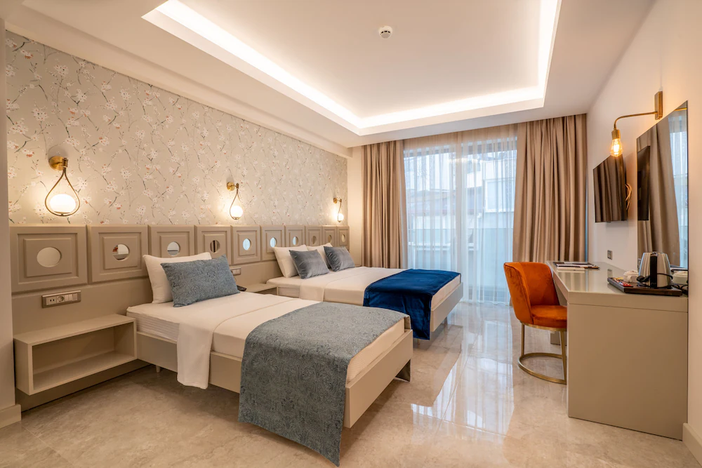 Muhtar Hotel — 4