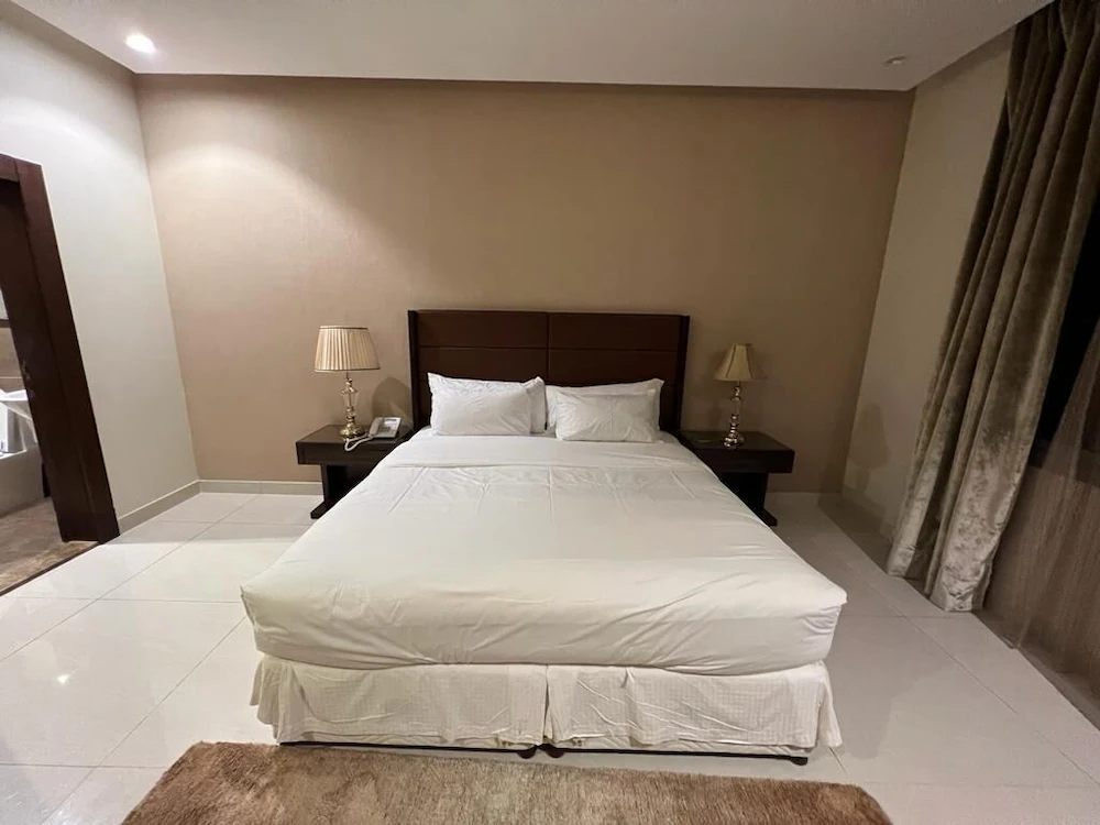 Obhur Home Suites — 3